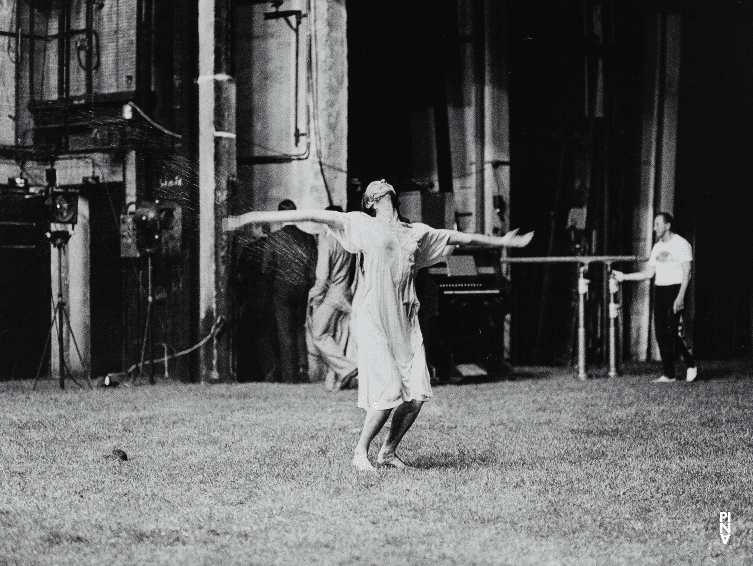 Anne Martin et Max Walther dans « 1980 – Une pièce de Pina Bausch » de Pina Bausch