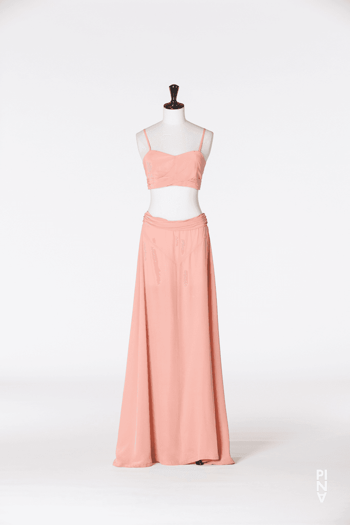 Costume trois pièces et tailleur / costume, porté dans « 1980 – Une pièce de Pina Bausch » de Pina Bausch