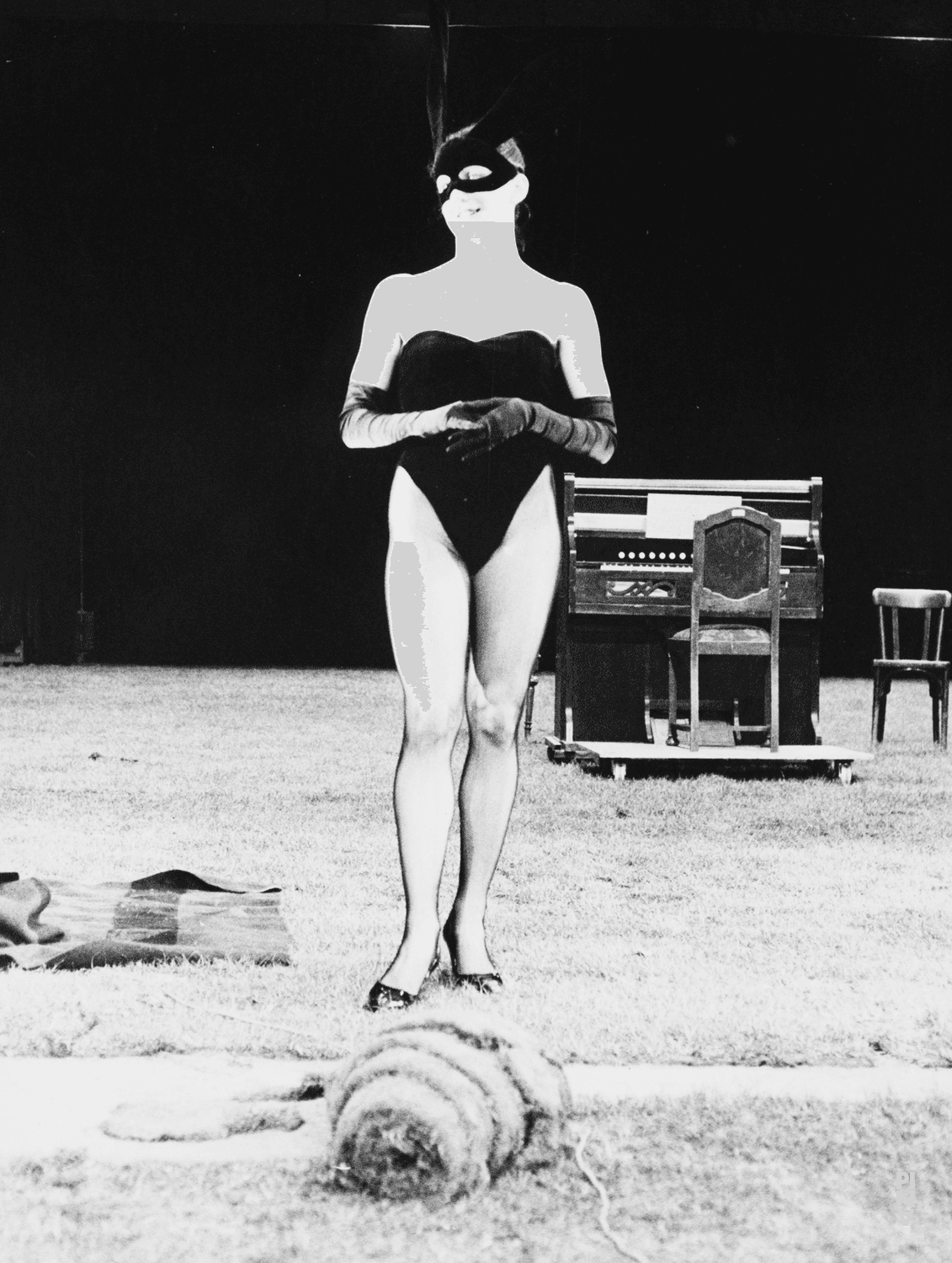 Meryl Tankard in „1980 – Ein Stück von Pina Bausch“ von Pina Bausch