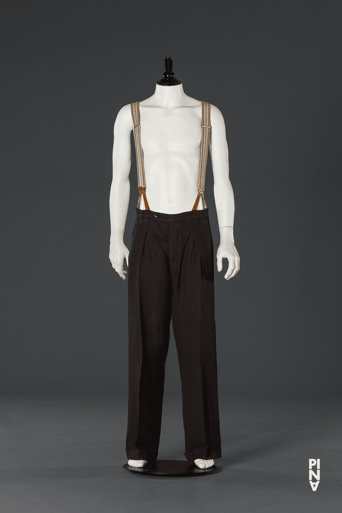Pantalon, porté dans Jan Minařík en « Fritz » de Pina Bausch