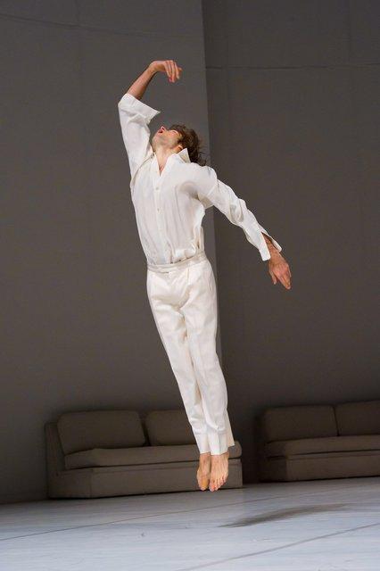 Pablo Aran Gimeno in “Água” by Pina Bausch with Tanztheater Wuppertal at Opernhaus Wuppertal (Germany), Nov. 18, 2010