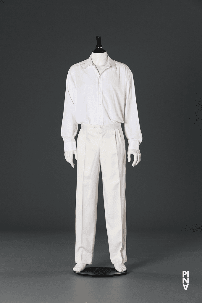 Shirt worn by Dominique Mercy in “Água” by Pina Bausch