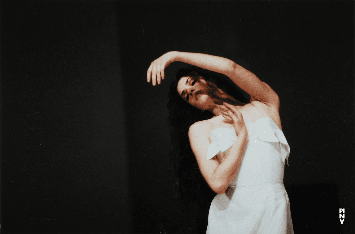 Mélanie Maurin dans « Água » de Pina Bausch