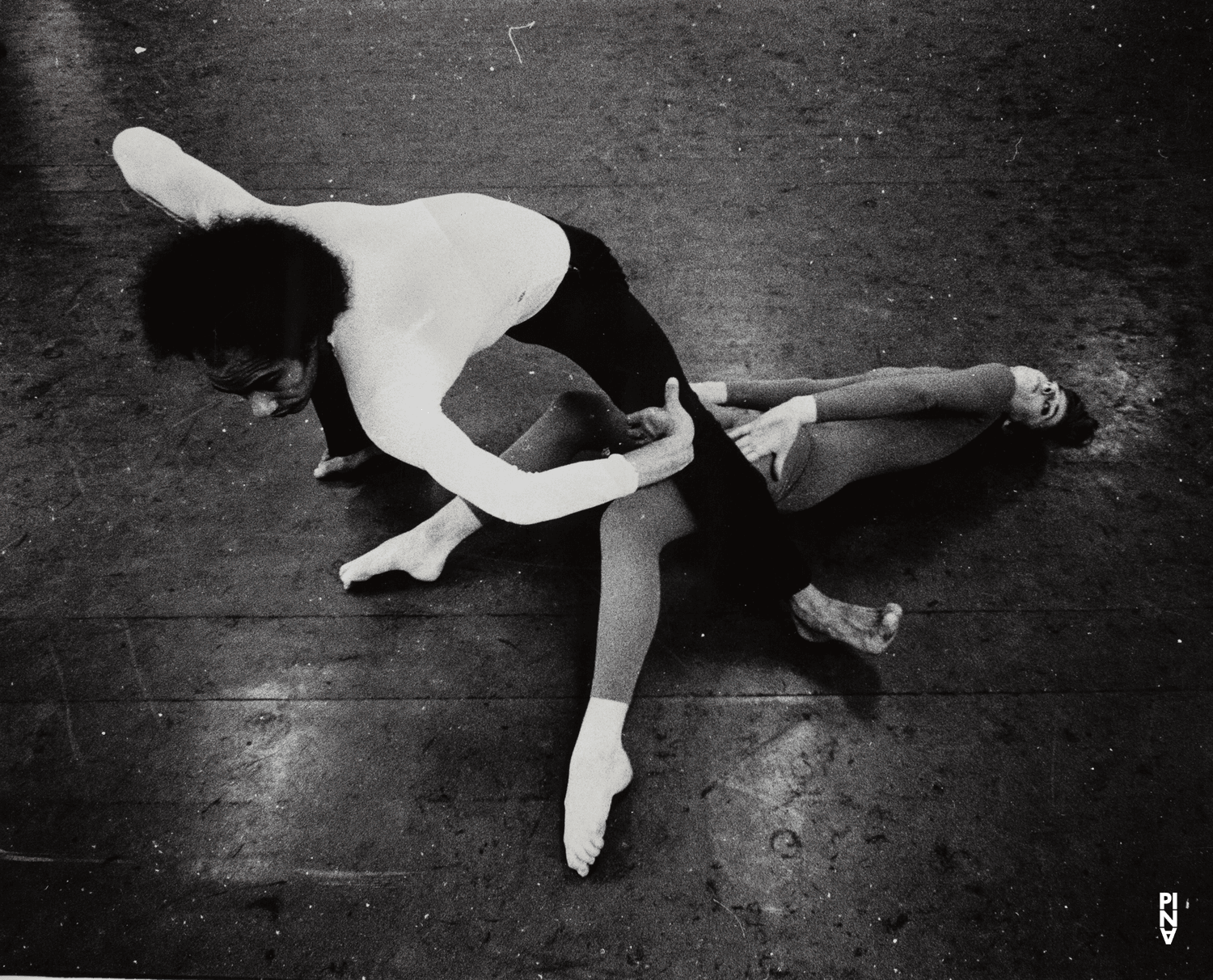 Carlos Orta and Tjitske Broersma in “Aktionen für Tänzer” by Pina Bausch