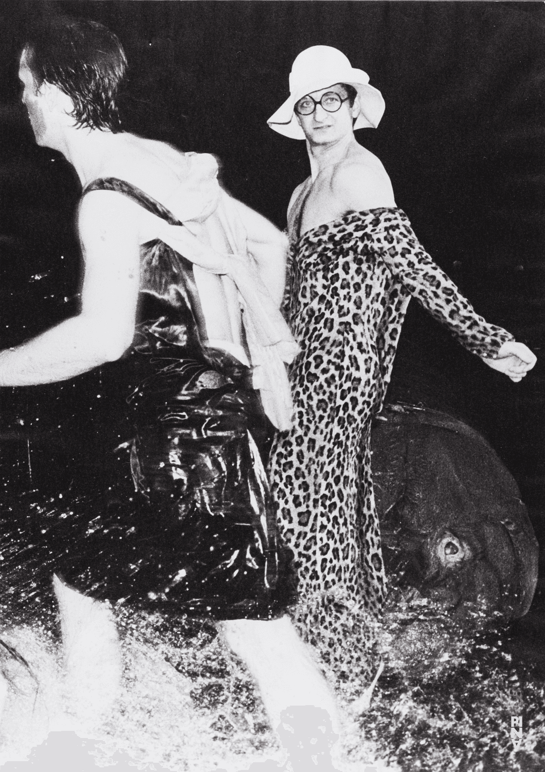 Urs Kaufmann and Jan Minařík in “Arien” by Pina Bausch