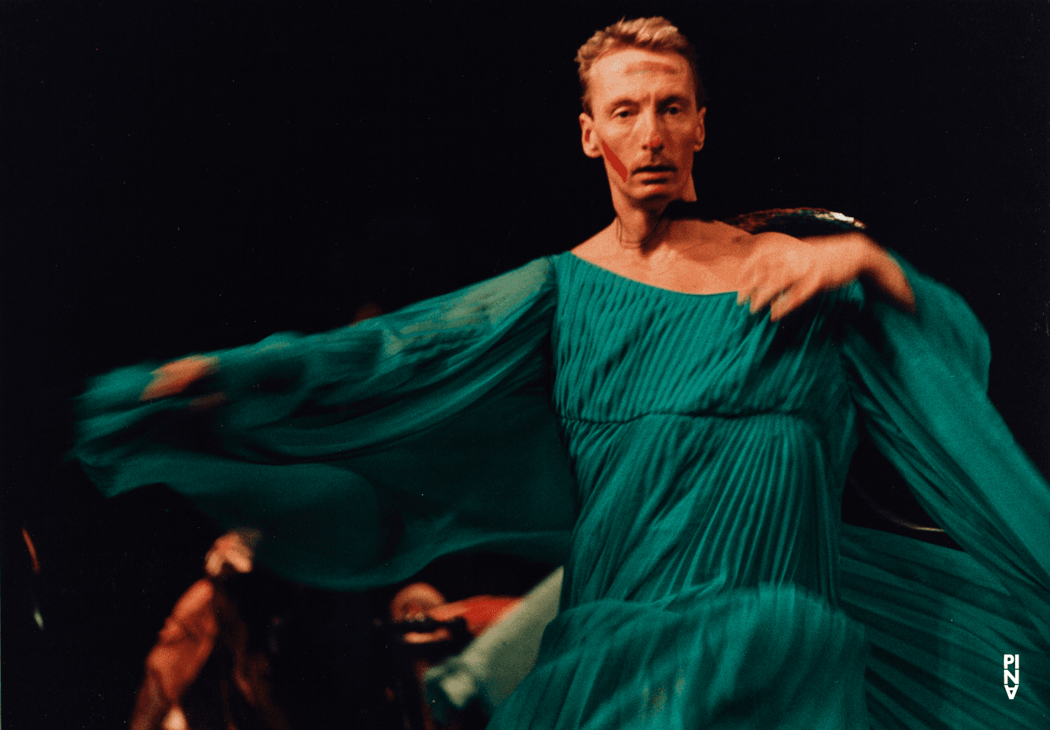 Dominique Mercy dans « Arien » de Pina Bausch