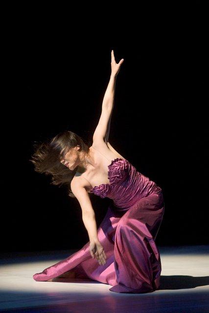 “Bamboo Blues” by Pina Bausch with Tanztheater Wuppertal at Théâtre de la Ville Paris (France), June 15, 2008