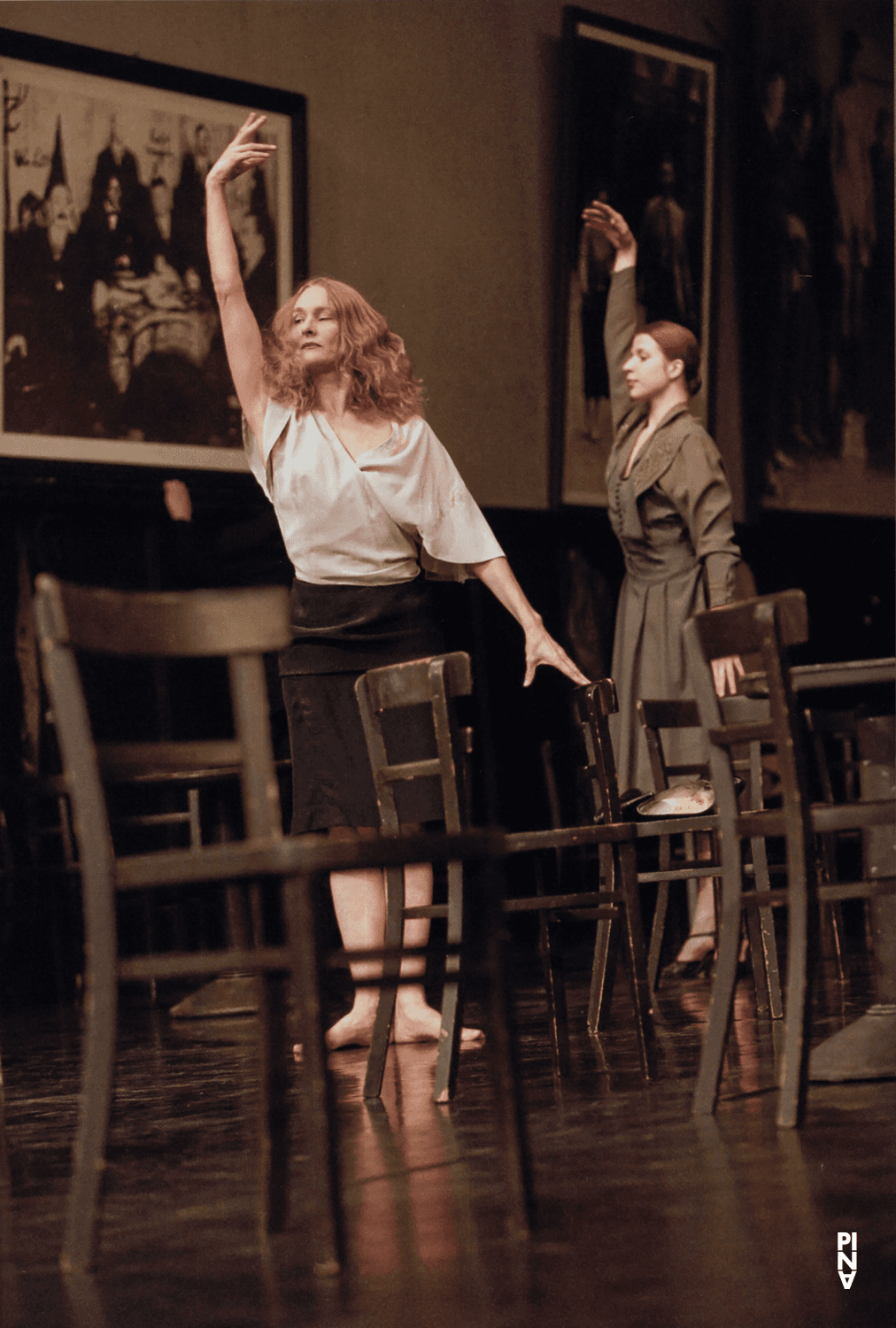 Anna Wehsarg and Julie Shanahan in “Bandoneon” by Pina Bausch