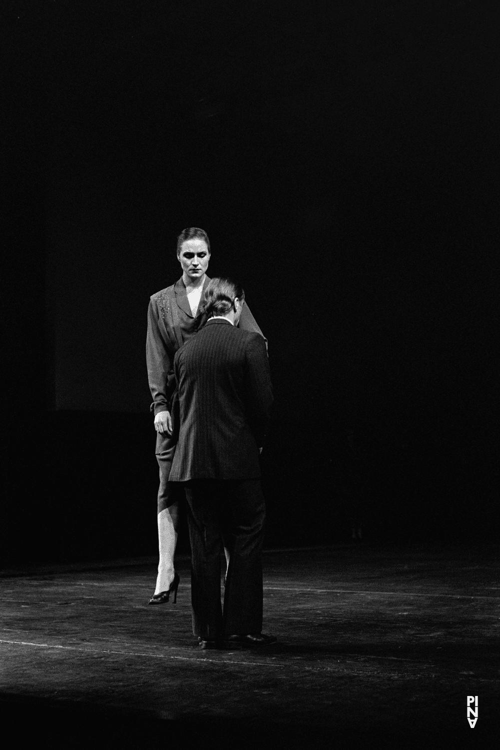 Julie Anne Stanzak dans « Bandonéon » de Pina Bausch