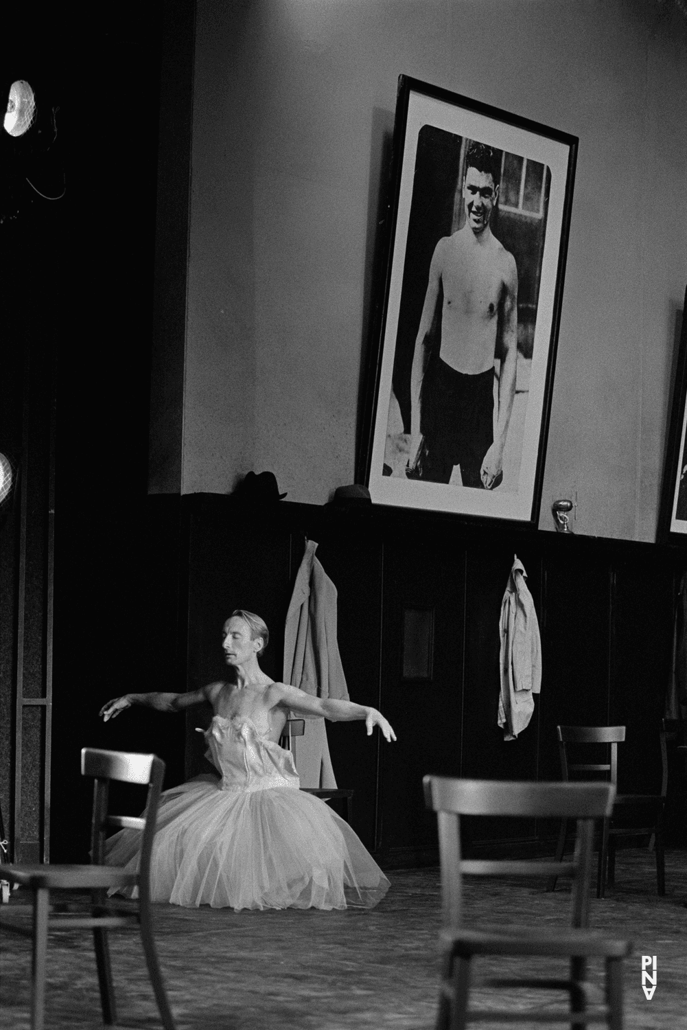 Dominique Mercy dans « Bandonéon » de Pina Bausch