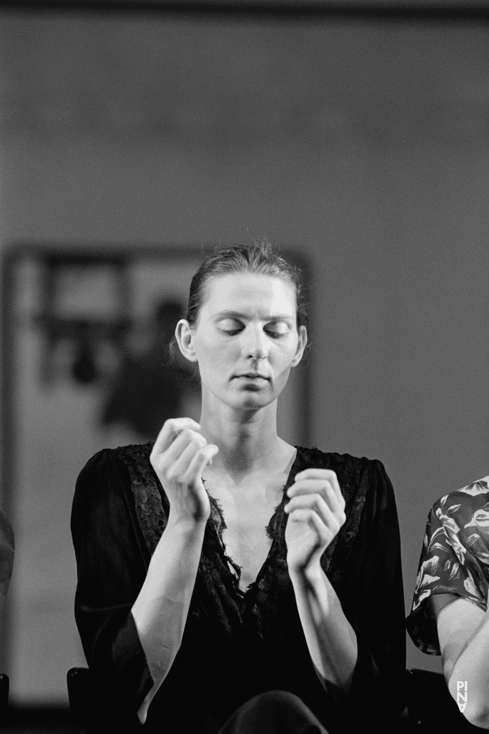 Héléna Pikon in “Bandoneon” by Pina Bausch