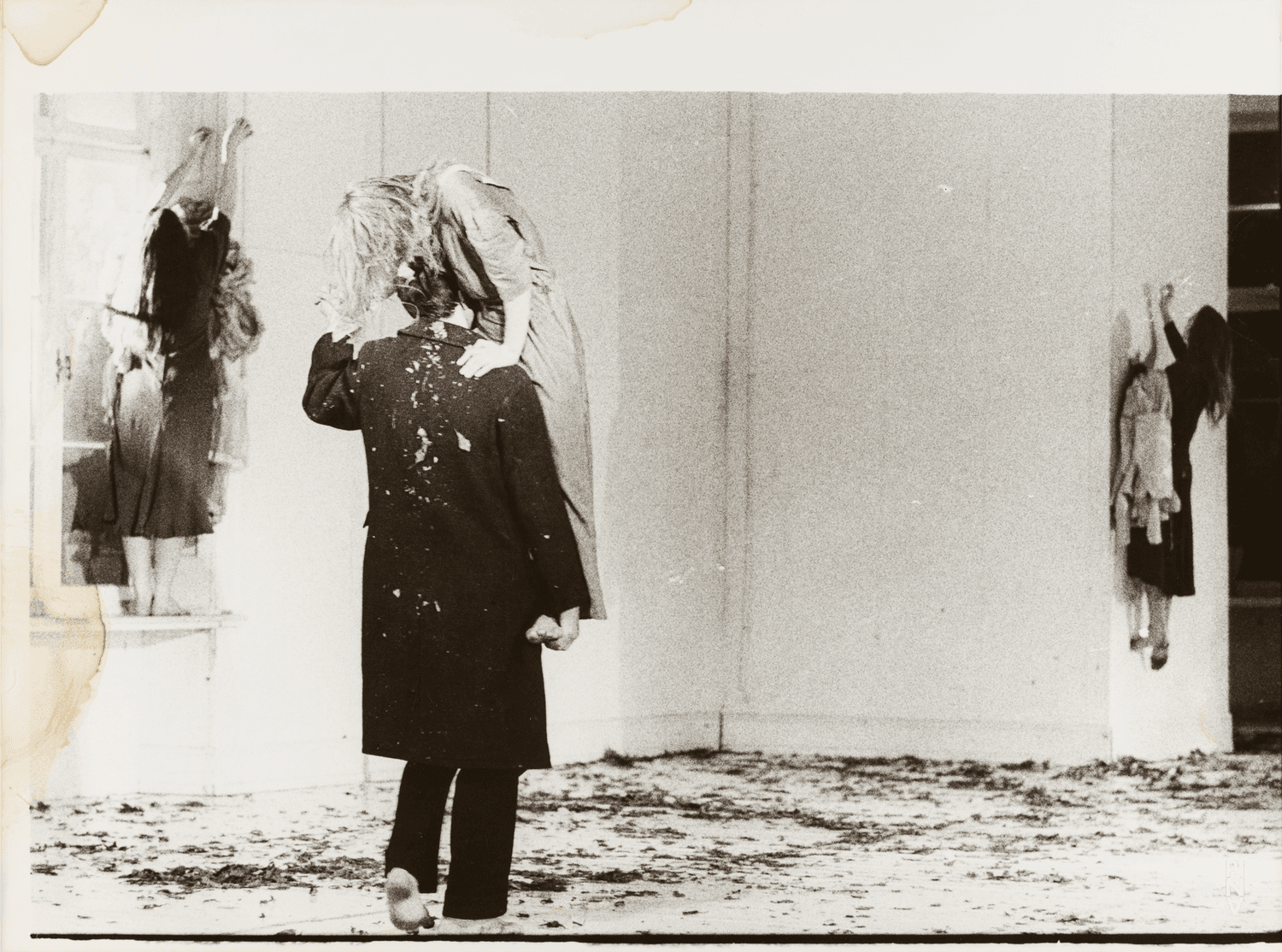 Marlis Alt and Jan Minařík in “Bluebeard. While Listening to a Tape Recording of Béla Bartók's Opera "Duke Bluebeard's Castle"” by Pina Bausch