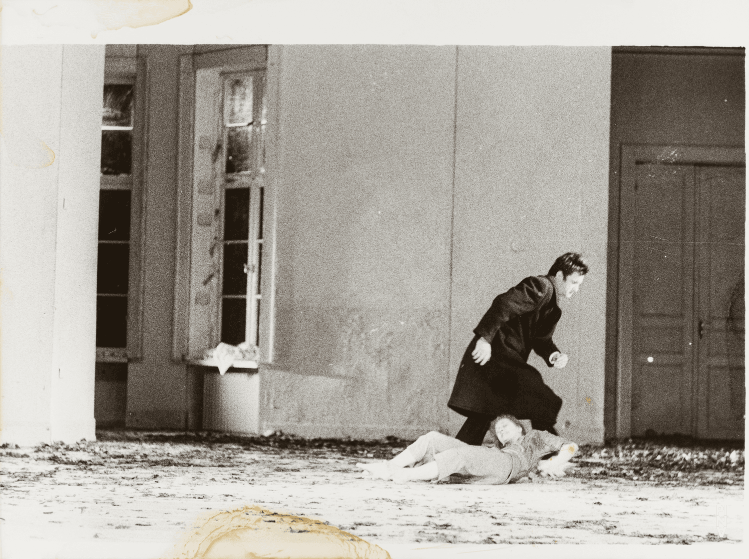 Jan Minařík and Marlis Alt in “Bluebeard. While Listening to a Tape Recording of Béla Bartók's Opera "Duke Bluebeard's Castle"” by Pina Bausch