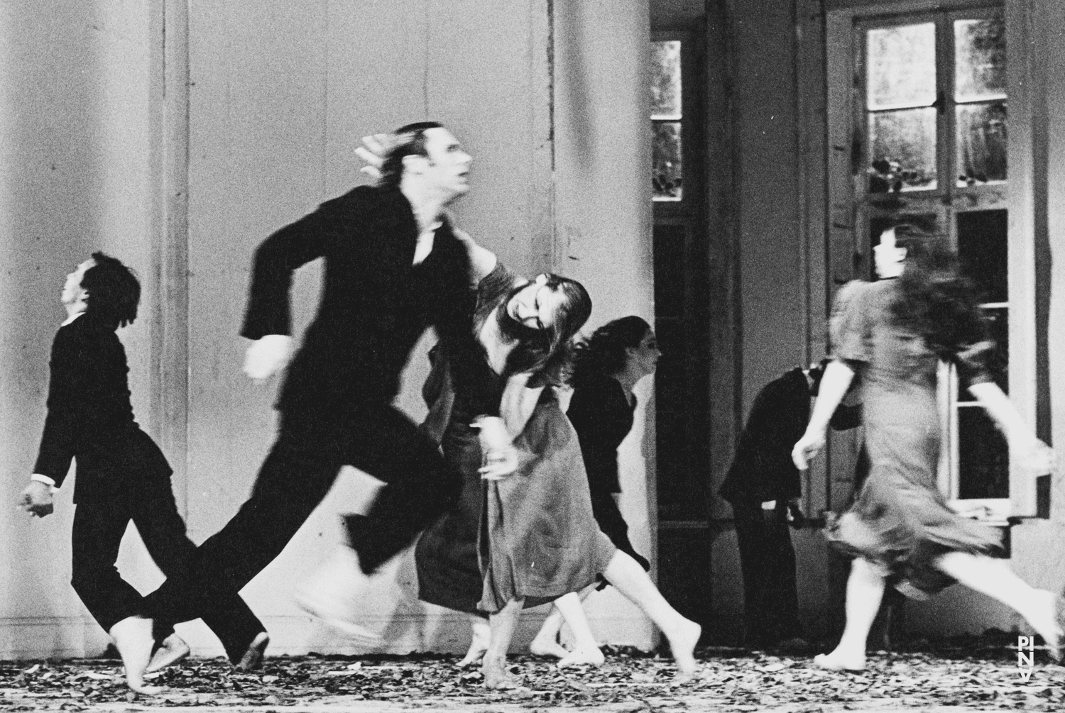 Ed Kortlandt, Stephanie Macoun and Luis P. Layag in “Bluebeard. While Listening to a Tape Recording of Béla Bartók's Opera "Duke Bluebeard's Castle"” by Pina Bausch