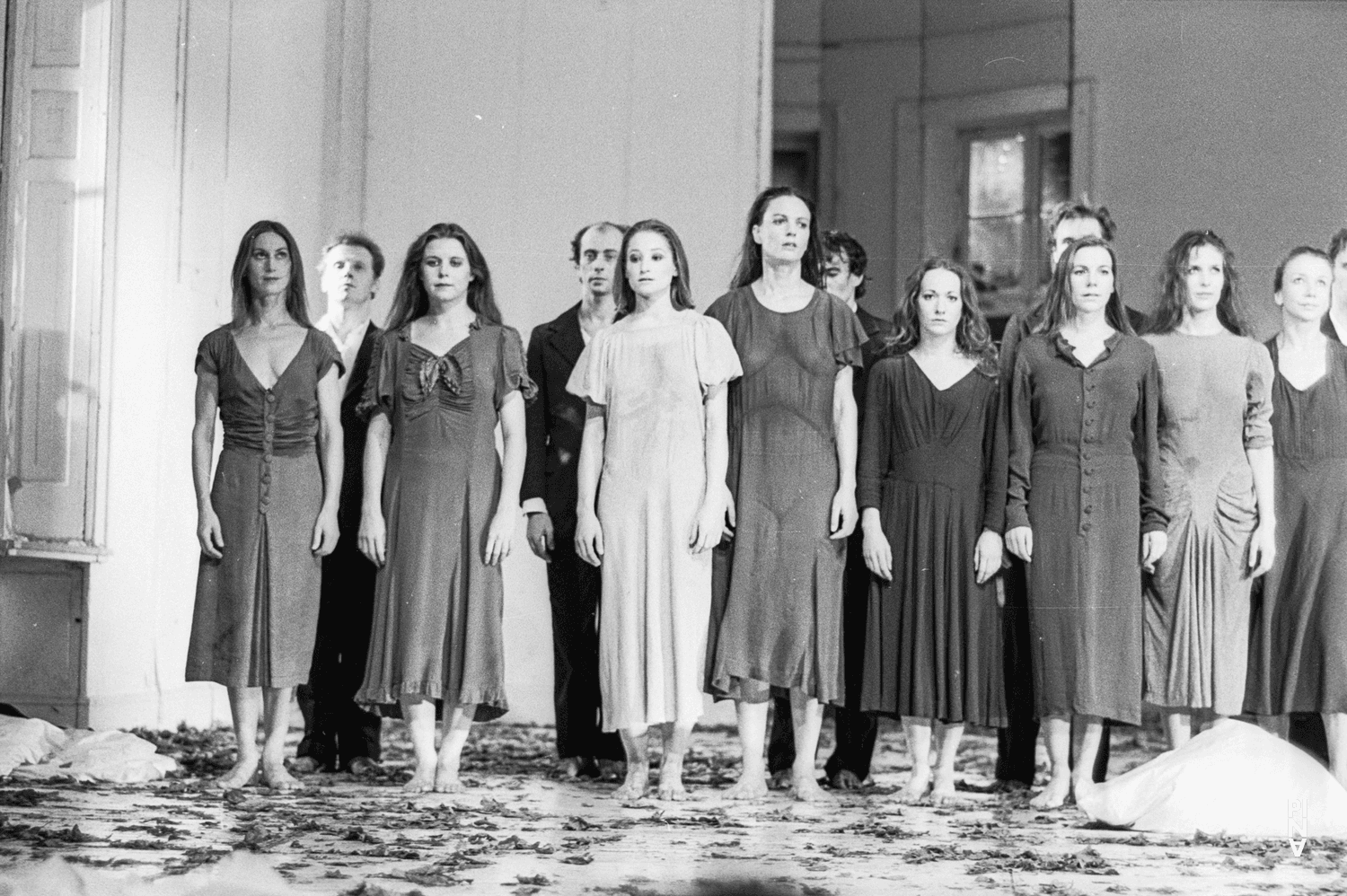 „Blaubart.  Beim Anhören einer Tonbandaufnahme von Béla Bartóks Oper »Herzog Blaubarts Burg«“ von Pina Bausch