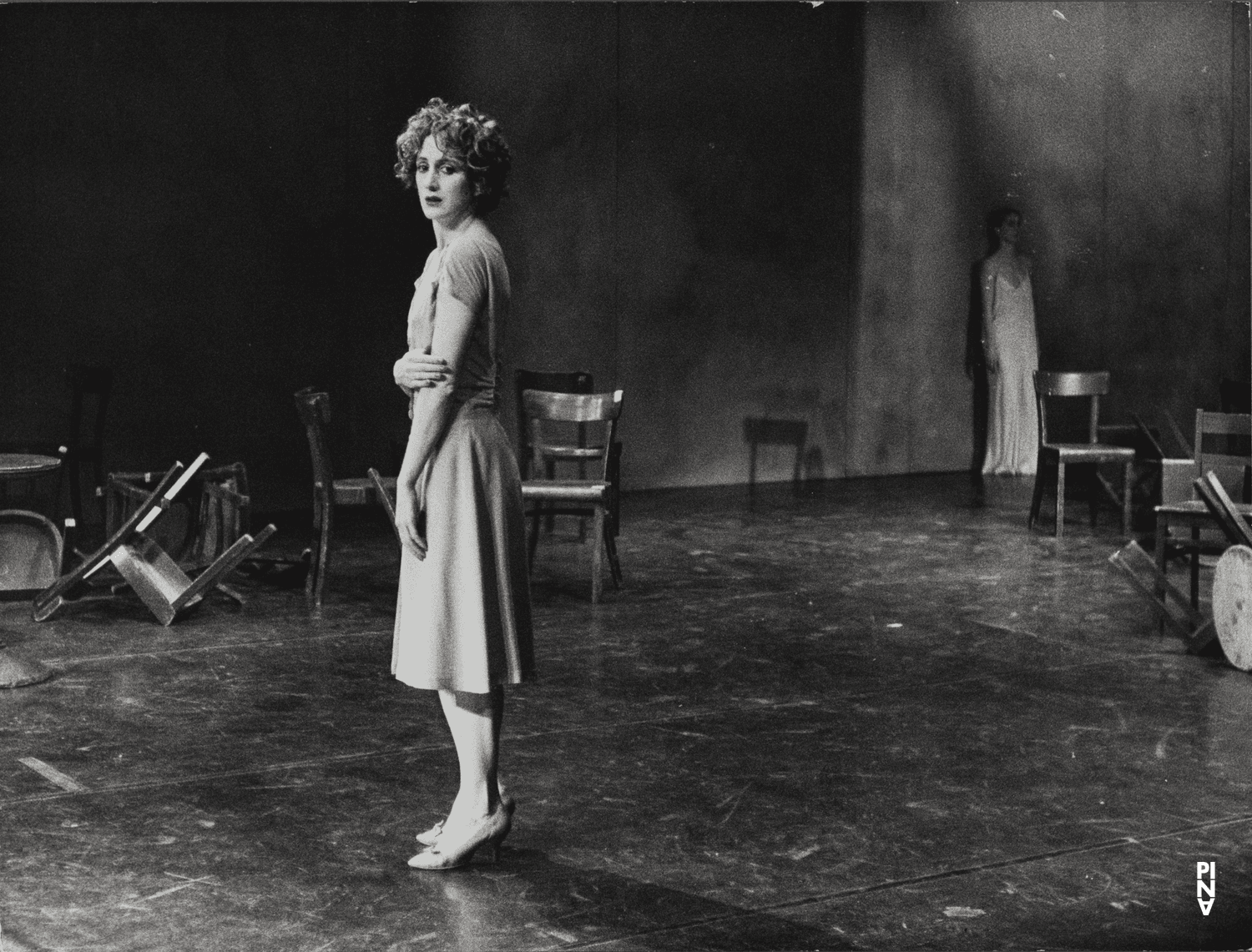 Meryl Tankard und Pina Bausch in „Café Müller“ von Pina Bausch