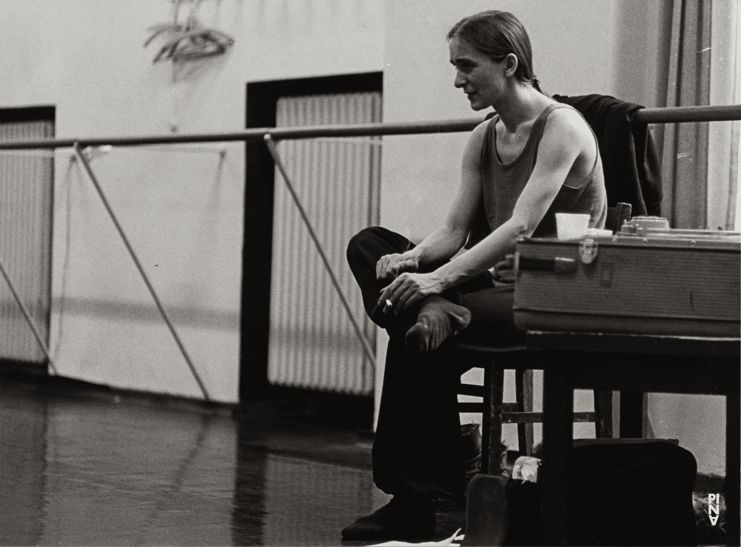 Pina Bausch in „Café Müller“ von Pina Bausch