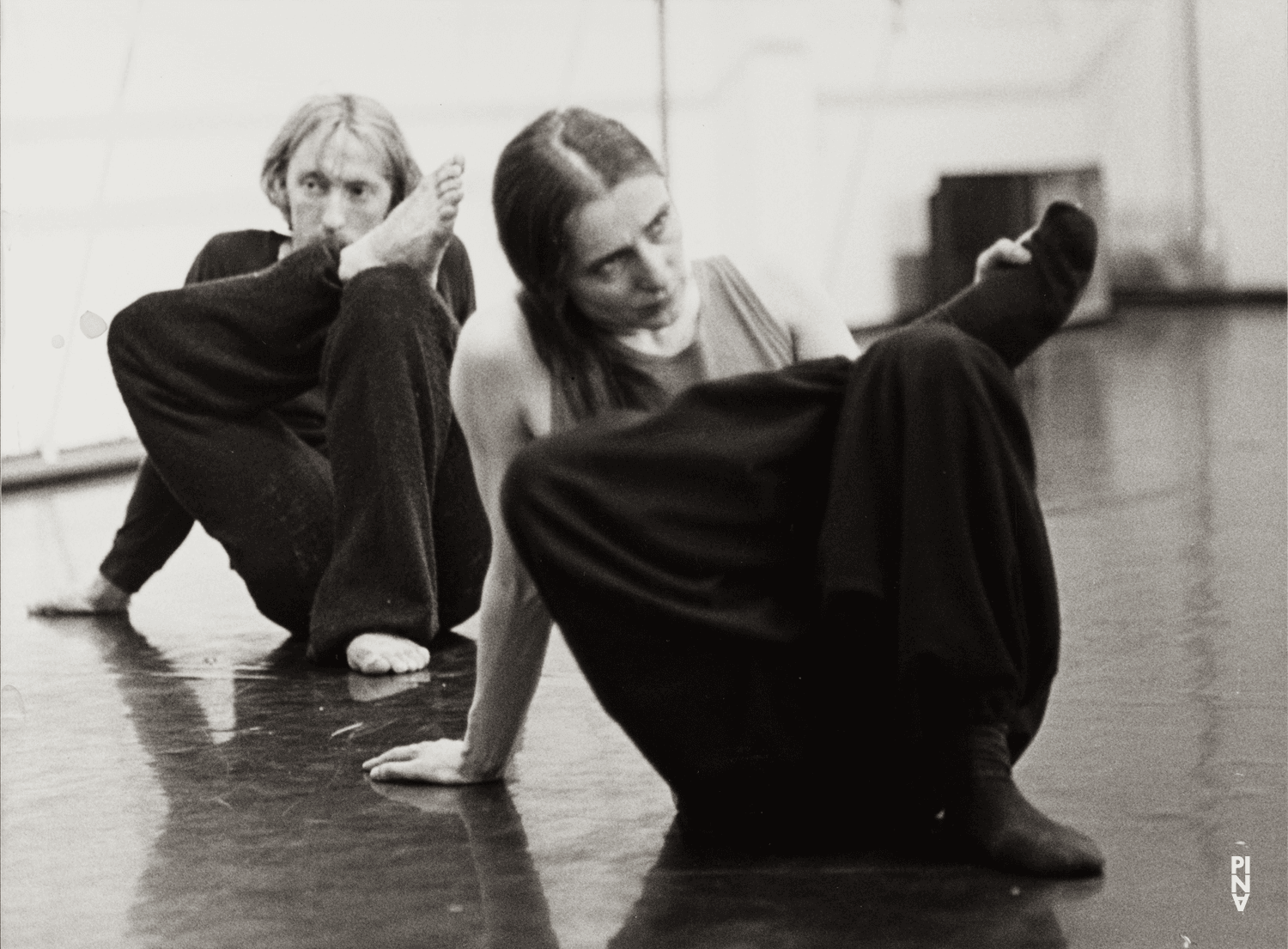 Pina Bausch et Dominique Mercy dans « Café Müller » de Pina Bausch