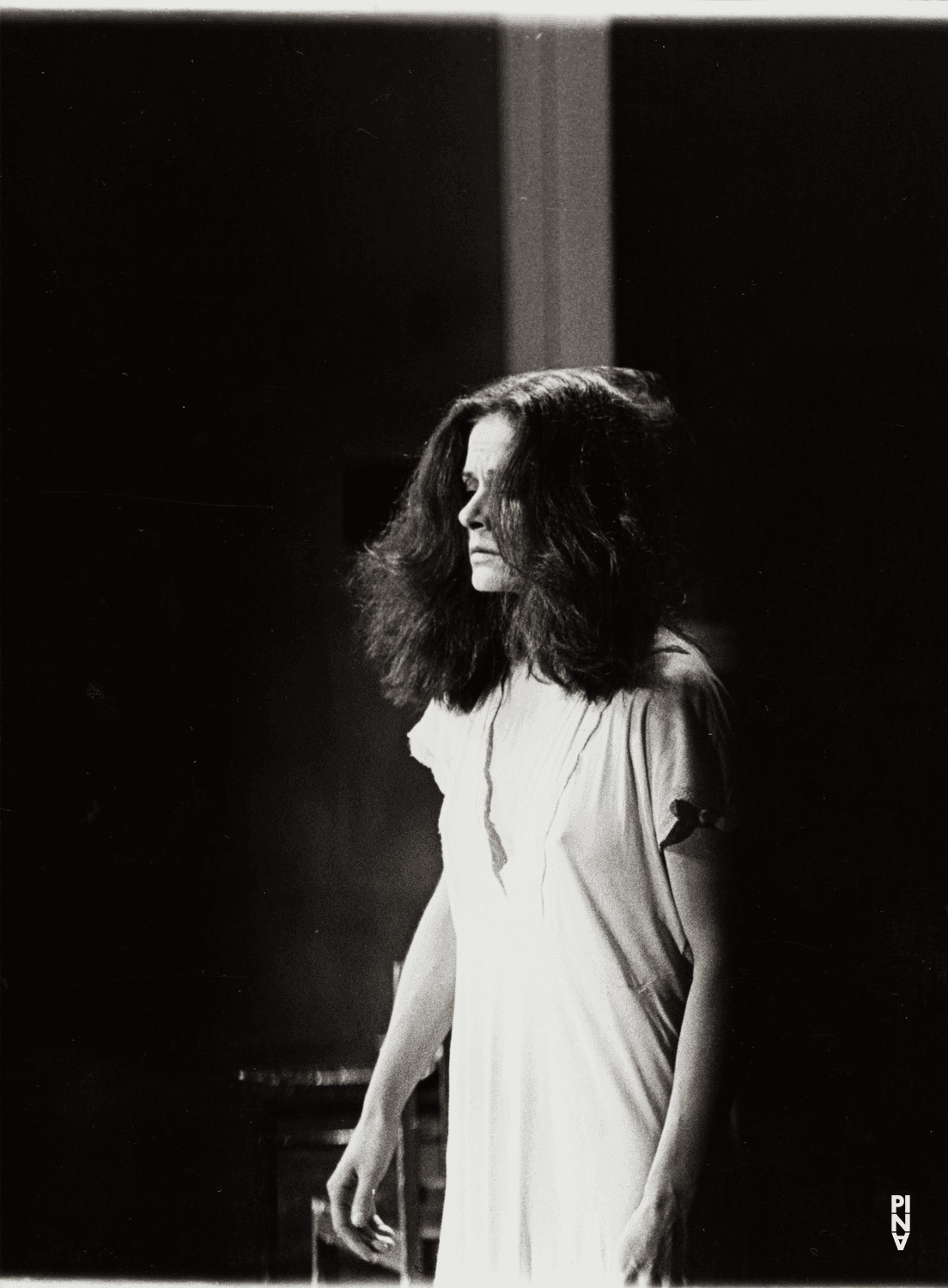 Malou Airaudo in „Café Müller“ von Pina Bausch