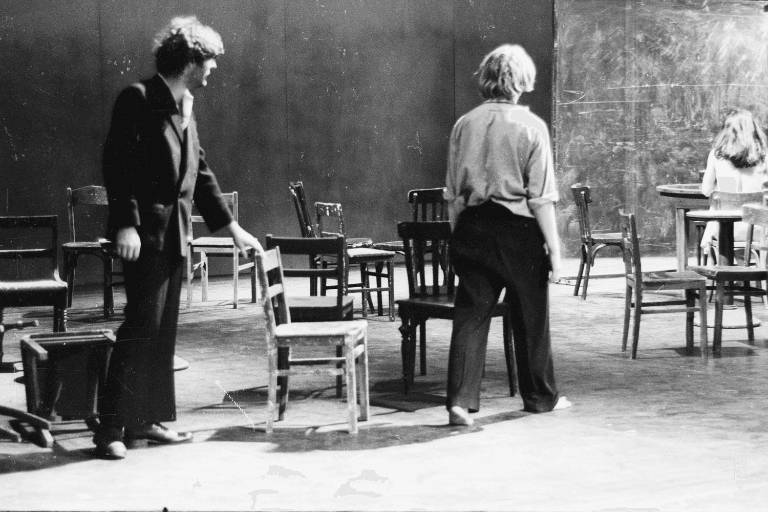 Rolf Borzik, Dominique Mercy et Malou Airaudo dans « Café Müller » de Pina Bausch