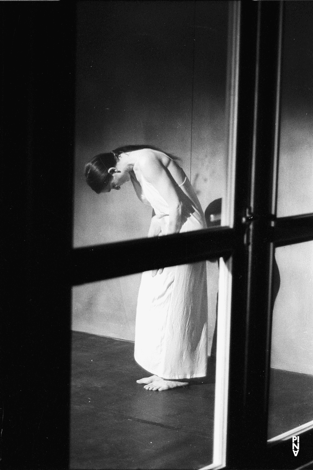 Pina Bausch in „Café Müller“ von Pina Bausch