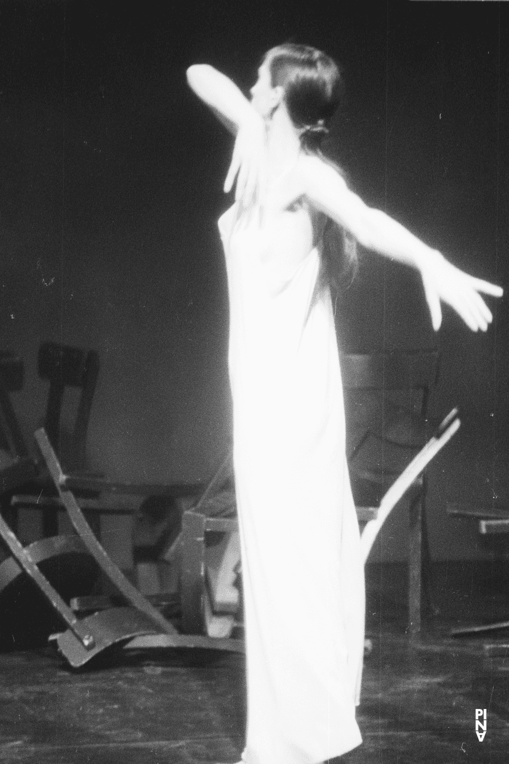 Pina Bausch dans « Café Müller » de Pina Bausch