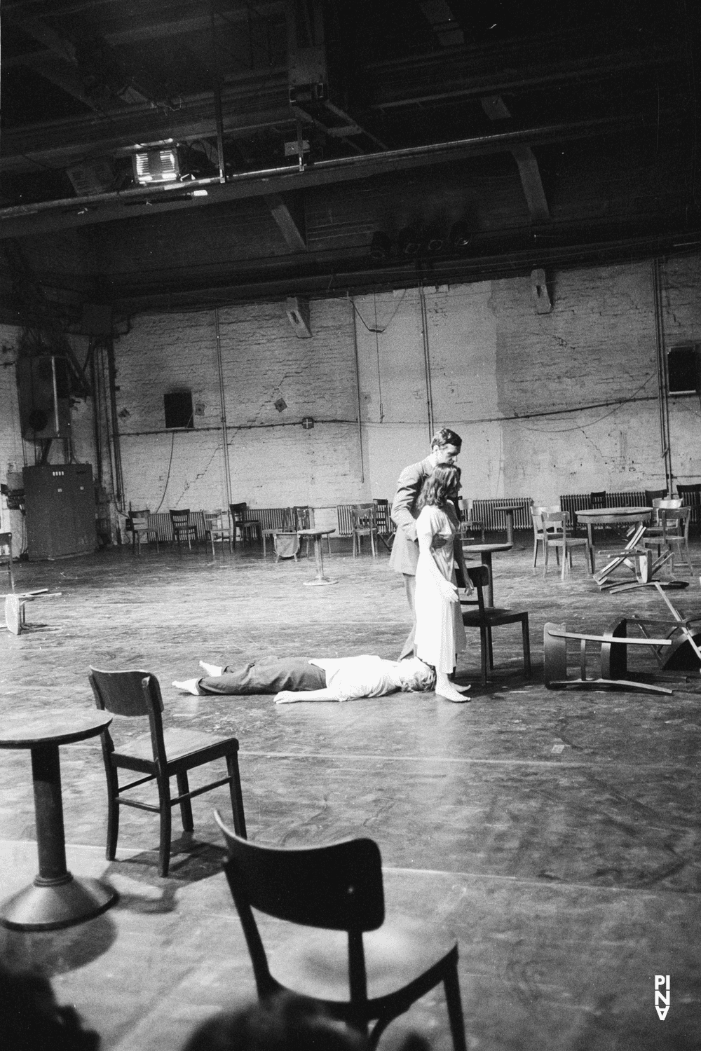 Jan Minařík, Dominique Mercy and Beatrice Libonati in “Café Müller” by Pina Bausch at Kampnagelfabrik Hamburg, season 1984/85