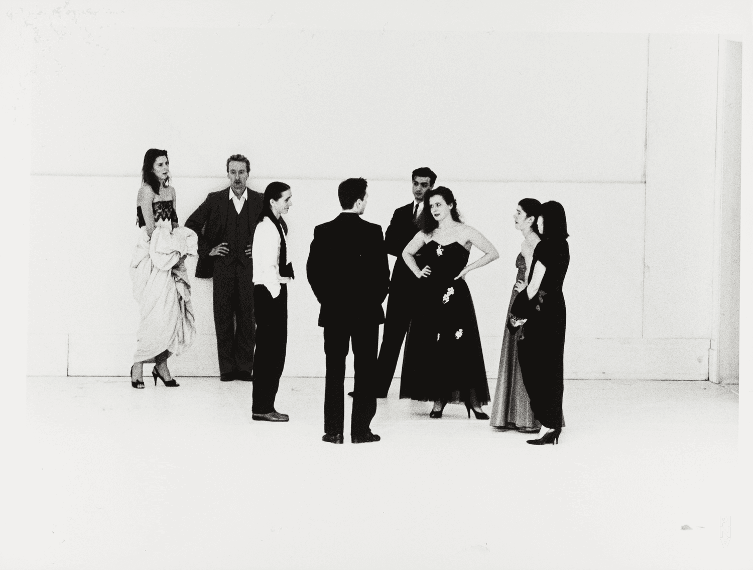 „Two Cigarettes in the Dark“ von Pina Bausch