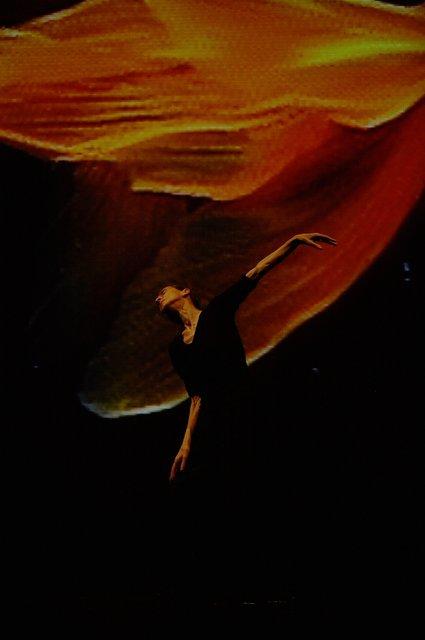 Pina Bausch in „Danzón“ von Pina Bausch mit Tanztheater Wuppertal im Schauspielhaus Wuppertal (Deutschland), 10. Oktober 2007