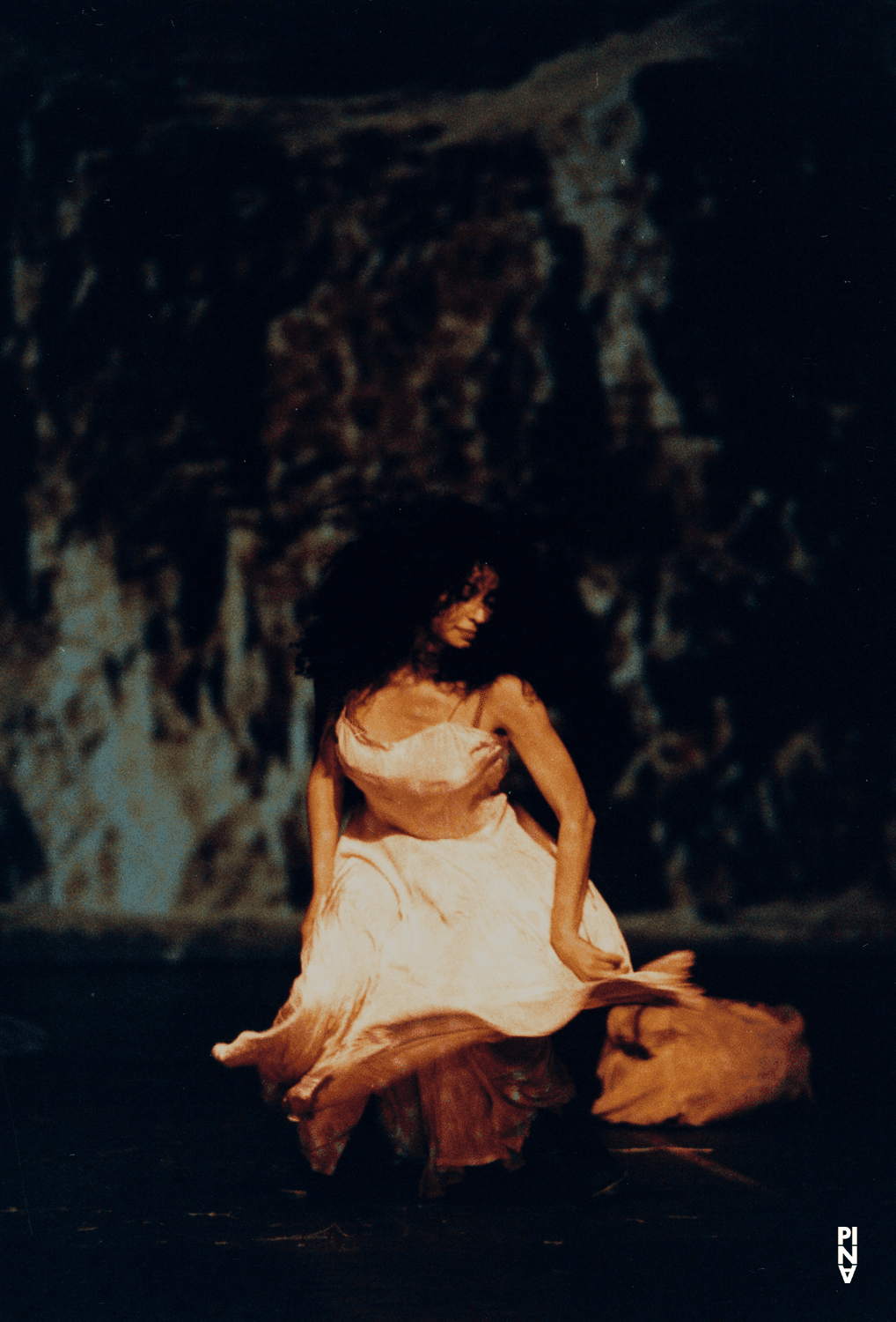 Aida Vainieri in “Danzón” by Pina Bausch