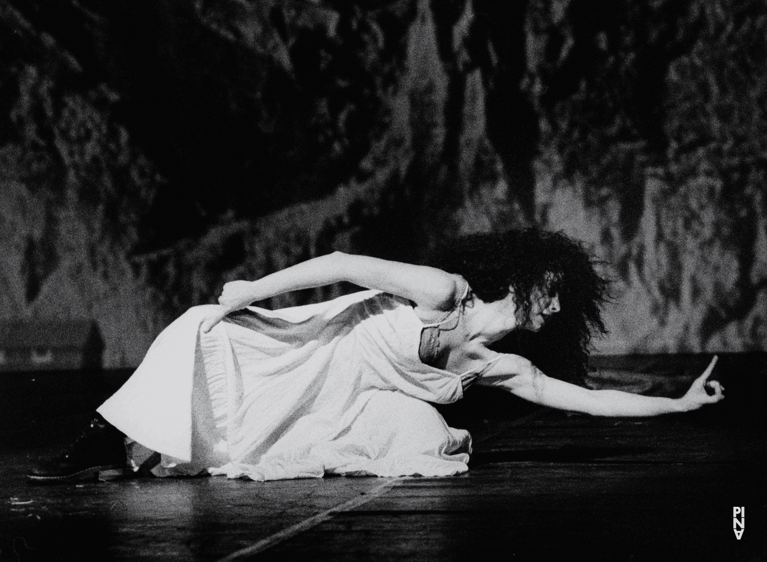 Aida Vainieri in “Danzón” by Pina Bausch