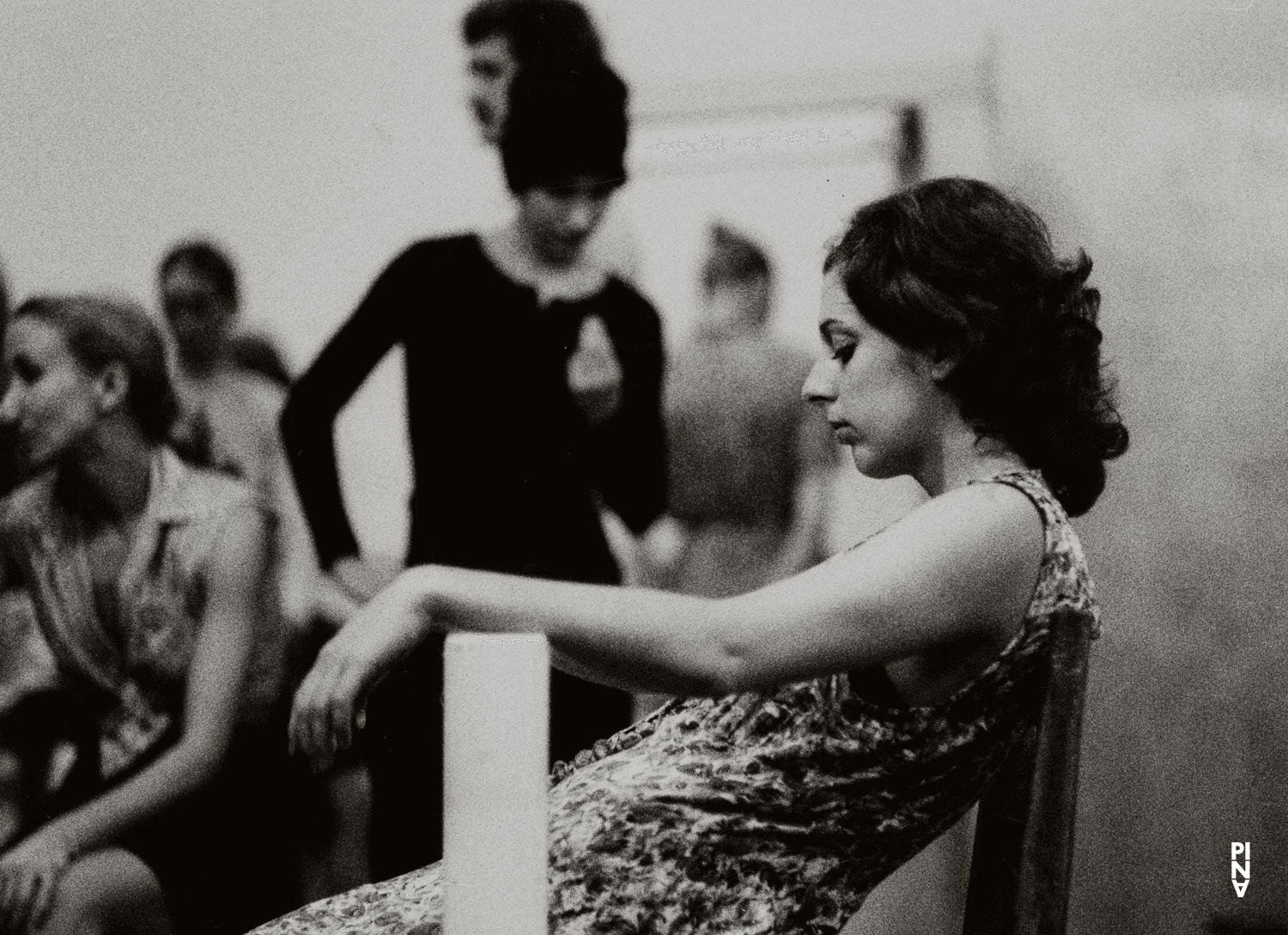 Colleen Finneran-Meessmann, Monika Sagon und Vivienne Newport in „Ich bring dich um die Ecke…“ von Pina Bausch