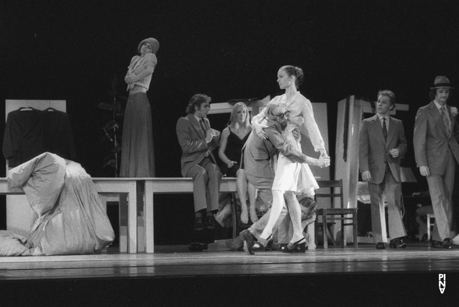„Ich bring dich um die Ecke…“ von Pina Bausch