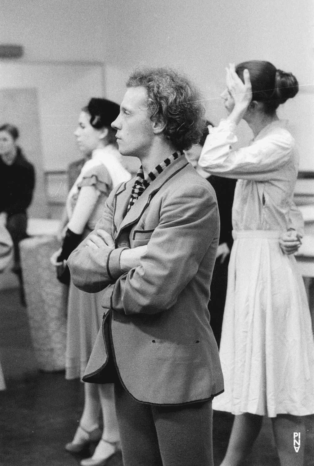 Heinz Samm, Yolanda Meier und Monika Wacker in „Ich bring dich um die Ecke…“ von Pina Bausch