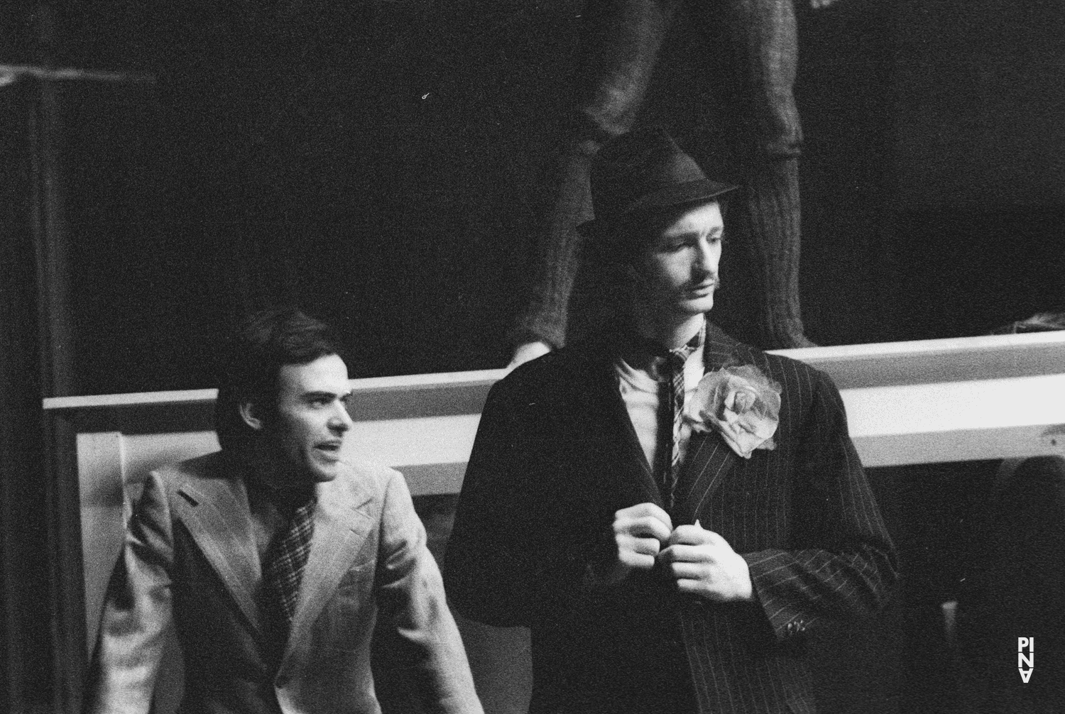 Pedro José Mascarello Bisch und Jan Minařík in „Ich bring dich um die Ecke…“ von Pina Bausch