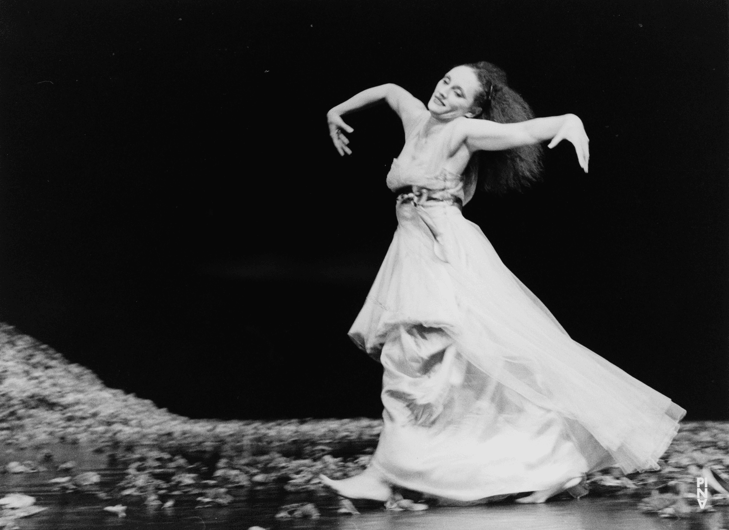 Nazareth Panadero dans « Der Fensterputzer (Le laveur de vitres) » de Pina Bausch