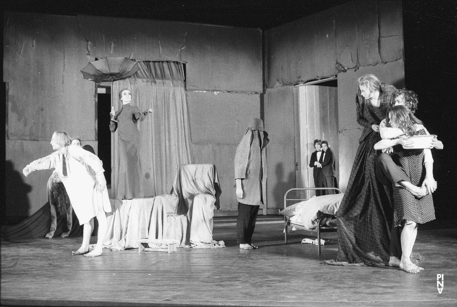 Photo: Rolf Borzik © Pina Bausch Foundation
