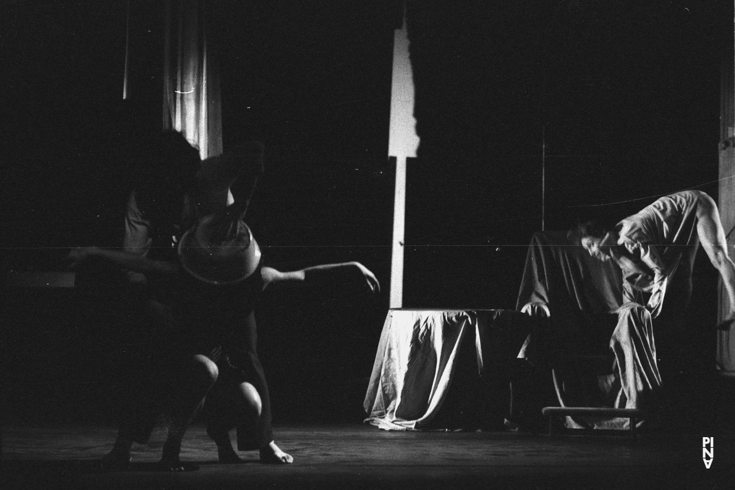 Jan Minařík, Malou Airaudo et Hiltrud Blanck dans « Fritz » de Pina Bausch à l'Opernhaus Wuppertal