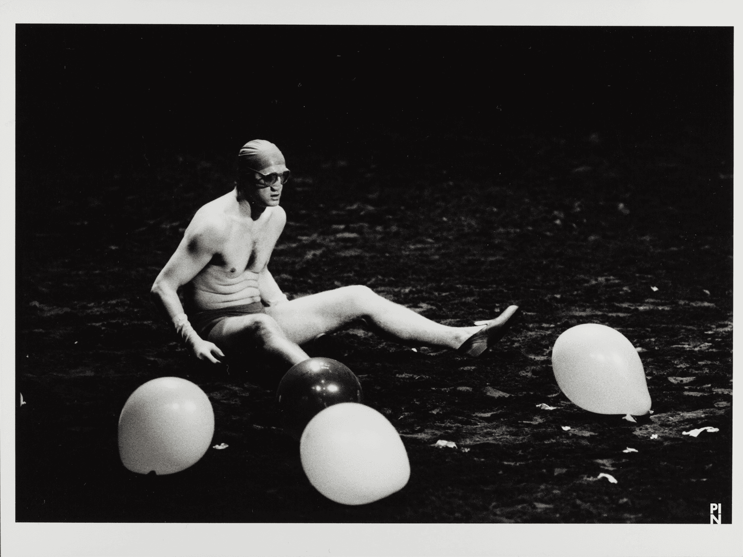 Jan Minařík dans « Auf dem Gebirge hat man ein Geschrei gehört (Sur la montagne, on entendit un hurlement) » de Pina Bausch