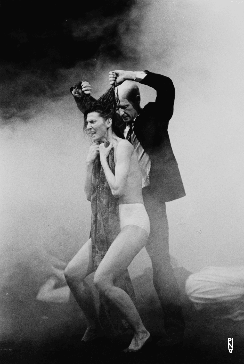 Héléna Pikon and Jakob Haahr Andersen in “Auf dem Gebirge hat man ein Geschrei gehört (On the Mountain a Cry Was Heard)” by Pina Bausch