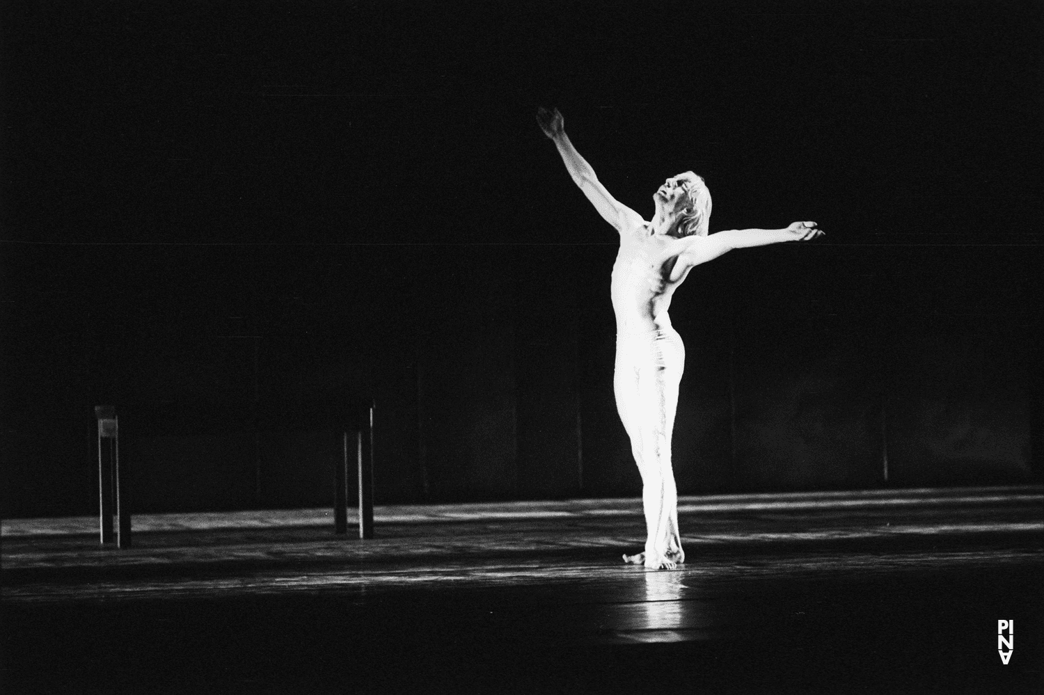 Dominique Mercy in „Iphigenie auf Tauris“ von Pina Bausch mit Tanztheater Wuppertal im Opernhaus Wuppertal (Deutschland), 20. April 1974