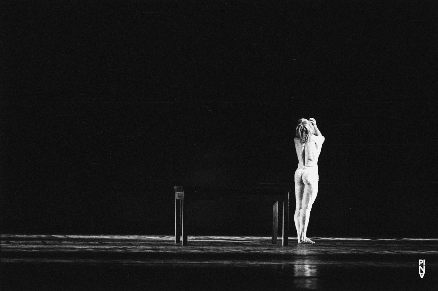 Dominique Mercy in „Iphigenie auf Tauris“ von Pina Bausch mit Tanztheater Wuppertal im Opernhaus Wuppertal (Deutschland), 20. April 1974
