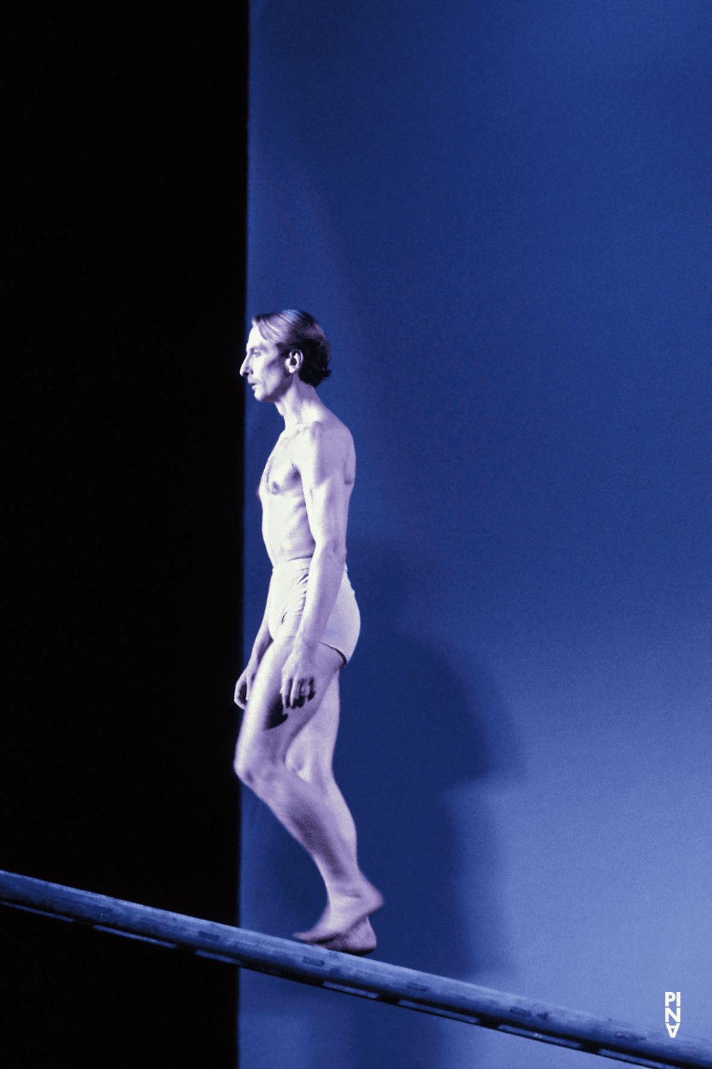 Dominique Mercy in “Iphigenie auf Tauris” by Pina Bausch with Tanztheater Wuppertal at Opéra de Paris Garnier (France), Feb. 20, 1991