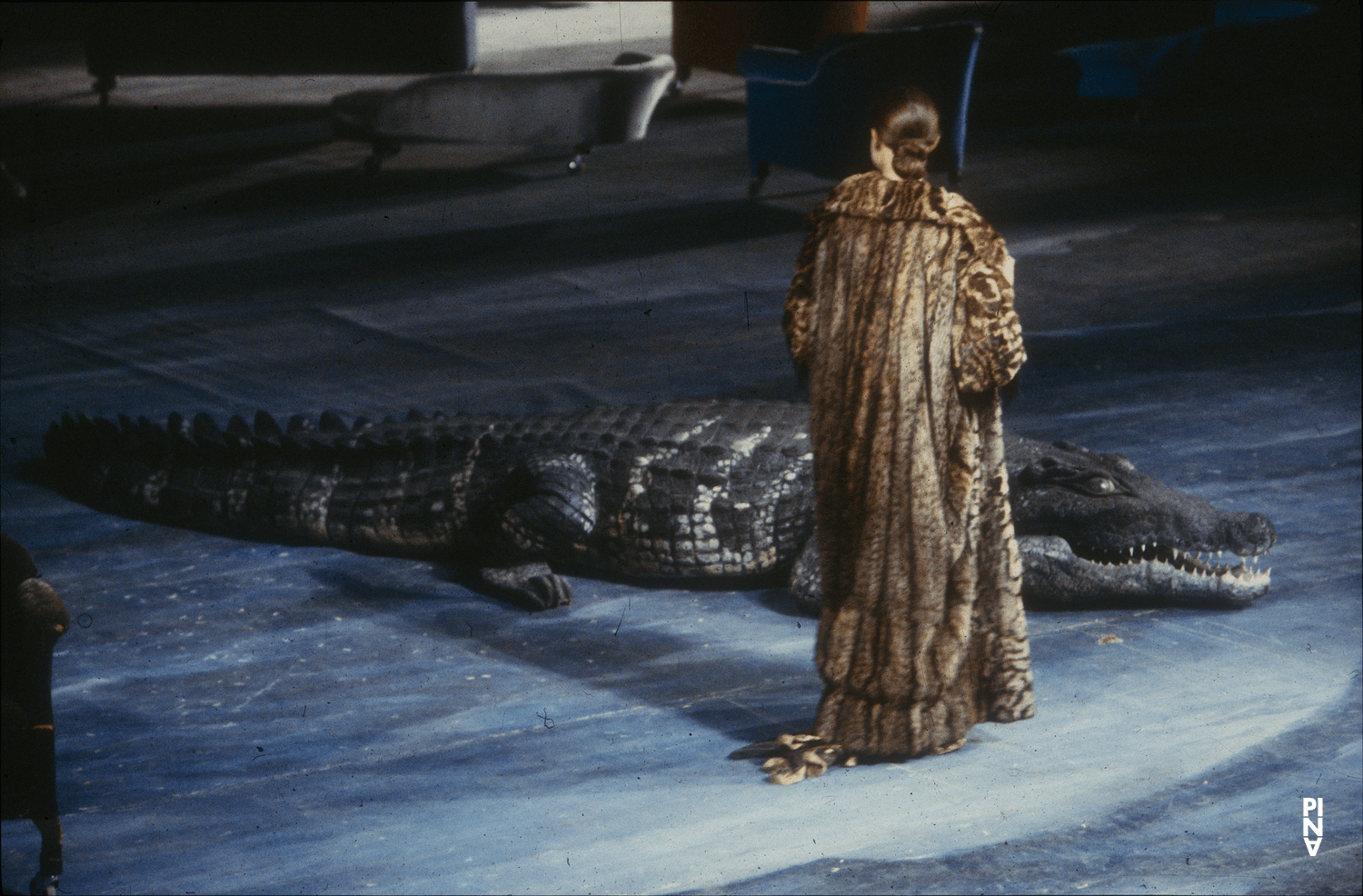 Dana Sapiro dans « Keuschheitslegende (La légende de la chasteté) » de Pina Bausch