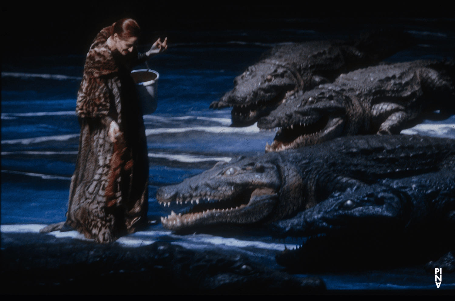 Dana Sapiro in „Keuschheitslegende“ von Pina Bausch