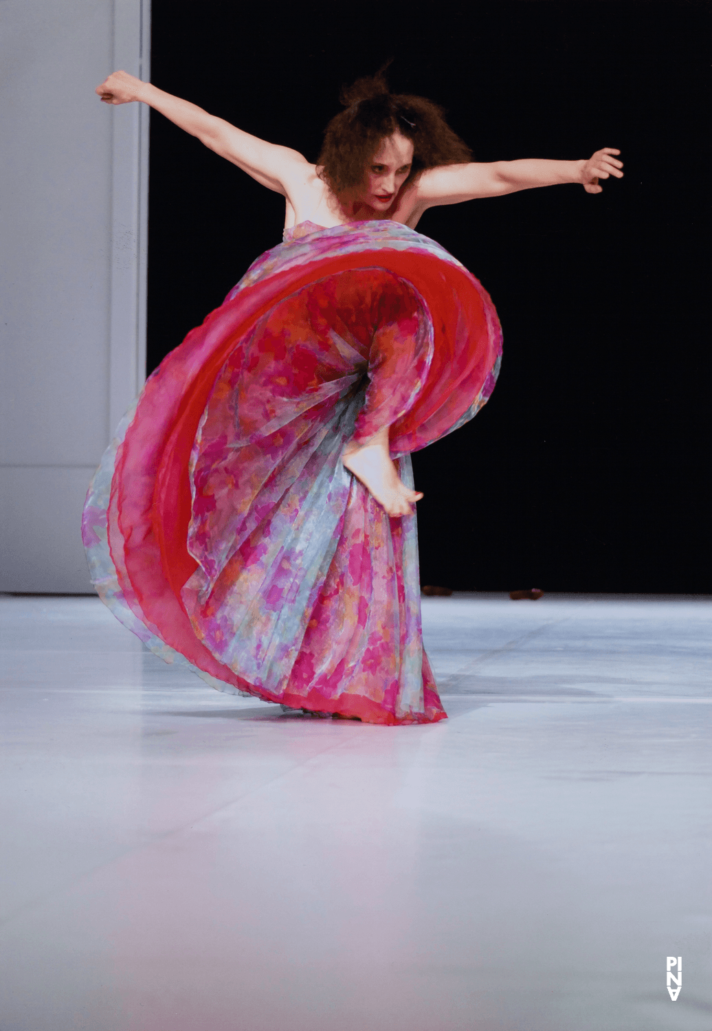 Nazareth Panadero dans « Pour les enfants d´hier, d´aujourd´hui et de demain » de Pina Bausch