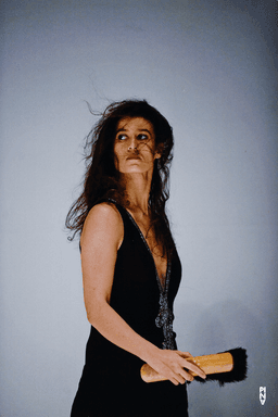 Clémentine Deluy in « Pour les enfants d´hier, d´aujourd´hui et de demain » de Pina Bausch | Photo: Laszlo Szito