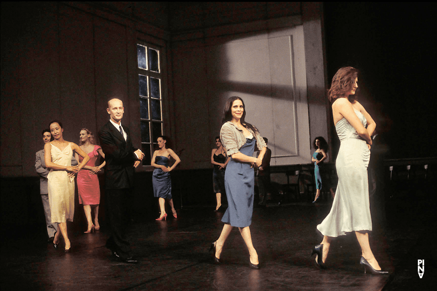 « Kontakthof » de Pina Bausch avec Tanztheater Wuppertal au  Théâtre de la Ville Paris (France), 25 juin 1996