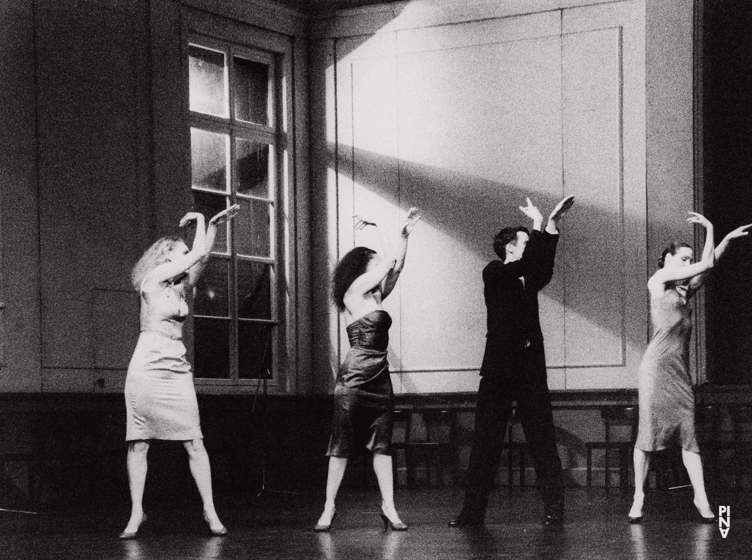 « Kontakthof » de Pina Bausch avec Tanztheater Wuppertal au Schauspielhaus Wuppertal (Allemagne), 21 février 2000