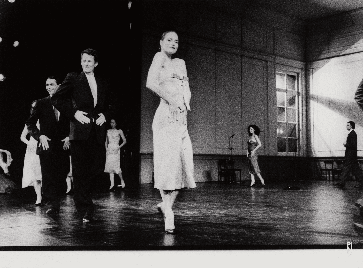 „Kontakthof“ von Pina Bausch mit Tanztheater Wuppertal im Schauspielhaus Wuppertal (Deutschland), 21. Februar 2000